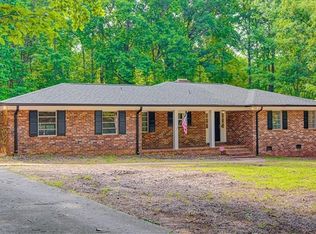 11715 Timber Ridge Rd, Charlotte, NC 28213