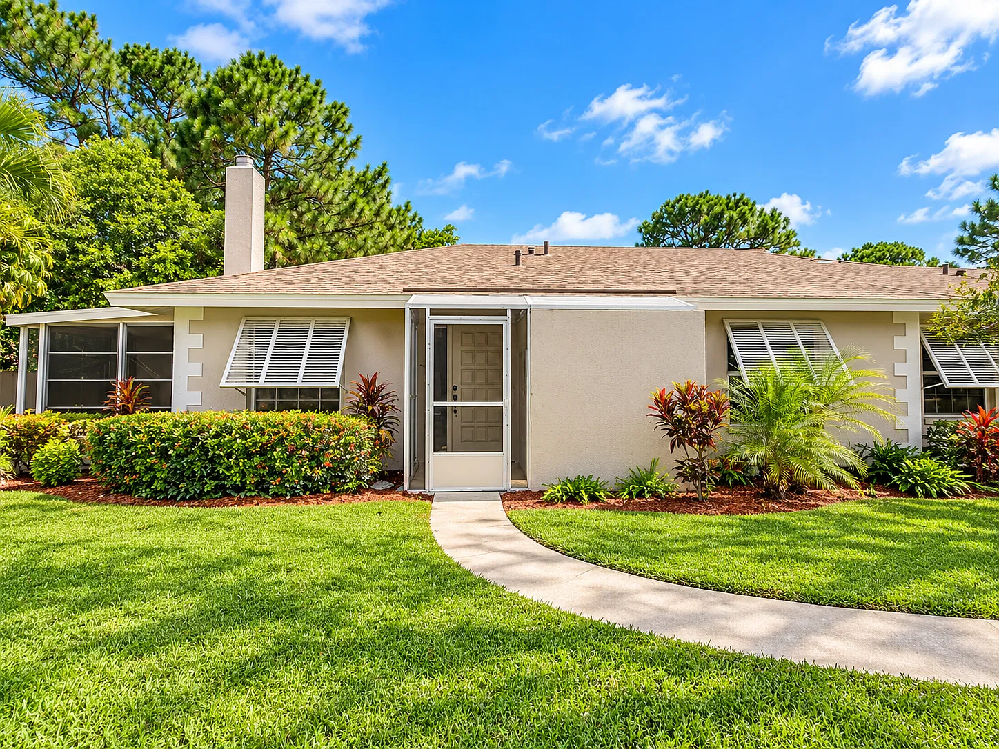 N Jefferson Ave, Sarasota — Photo 1