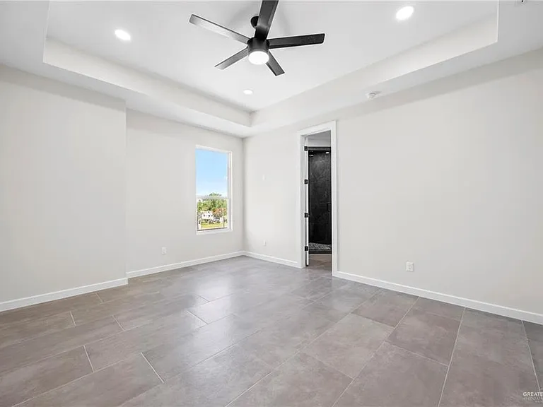 2203 Dorado Dr — Photo 8