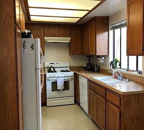 5th image of 171 Monte Vista Ave APT B1