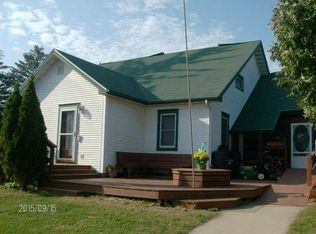 4419 235th St, Victor, IA 52347