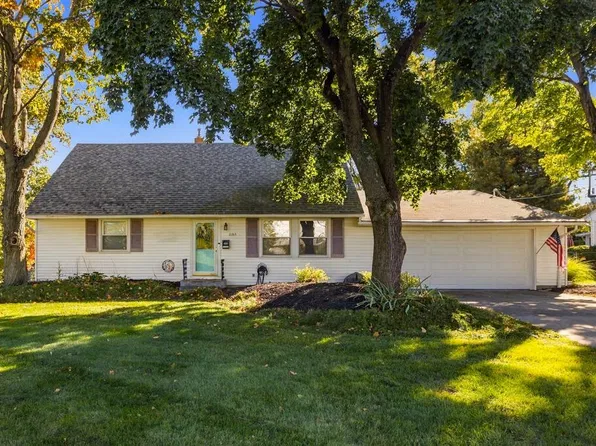 1105 Jackson Dr, Ashland, OH 44805
