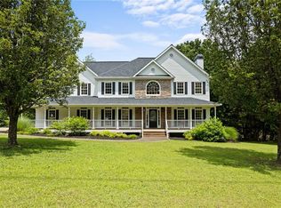 200 Ridgeview Ct, Canton, GA 30114