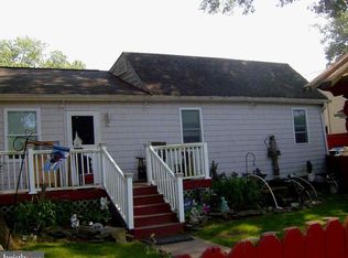 723 211th St, Pasadena, MD 21122