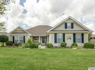 121 Potters Wheel Ln NW, Madison, AL 35758