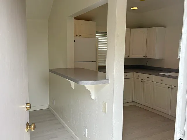 1 bed, 650 sqft, $2,200 — Photo 4