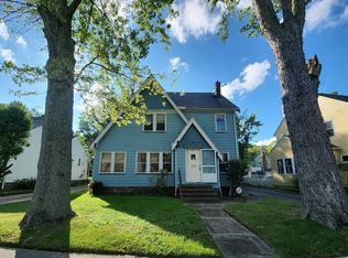 3970 Monticello Blvd, Cleveland Heights, OH