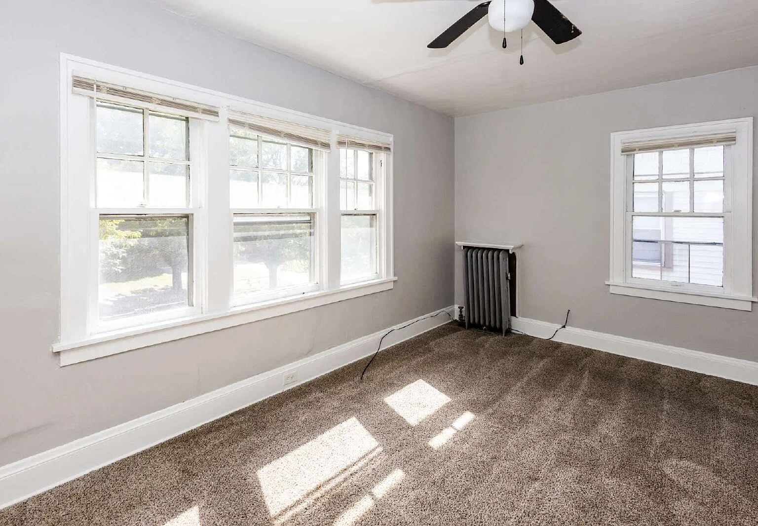 4 bed, 1.5 bath, 1800 sqft, $1,495 — Photo 3