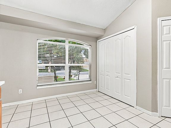 5th image of 5910 Erhardt Dr