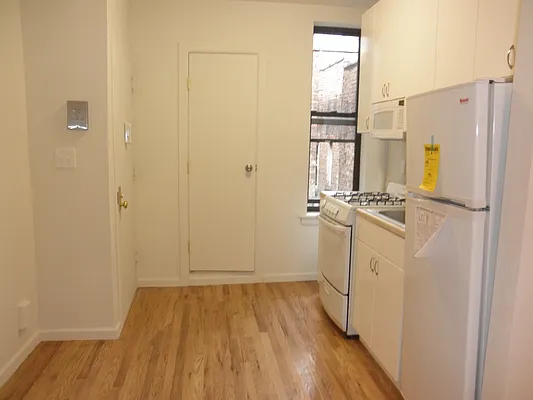 Rented by RV Realty | media 18