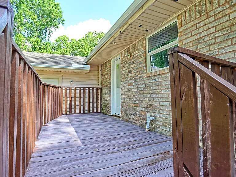 704 Natchez River Cir — Photo 7