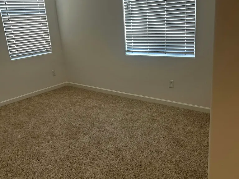 933 Winchell Way W — Photo 8