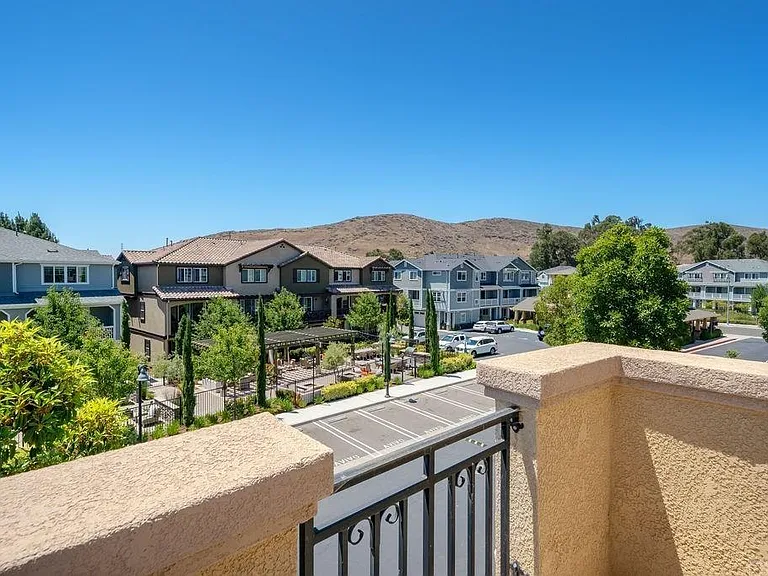 822 Bay Leaf Dr — Photo 23
