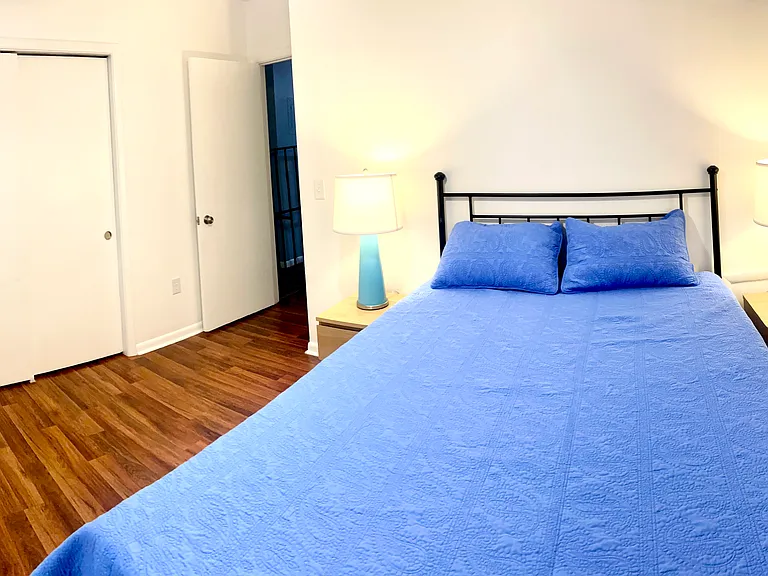 380 Base Ave E #203 — Photo 16