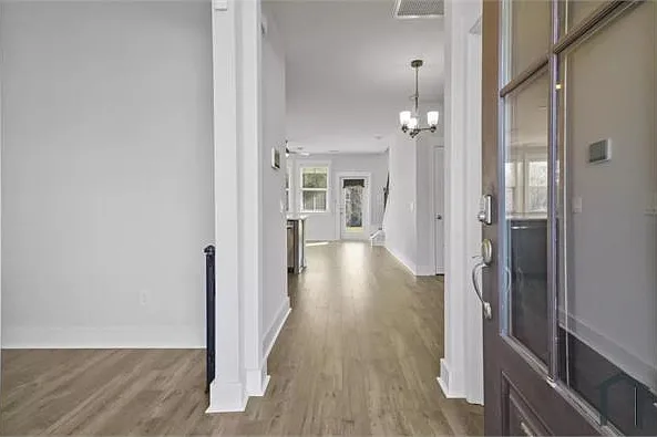 7772 Park Gate Dr — Photo 11