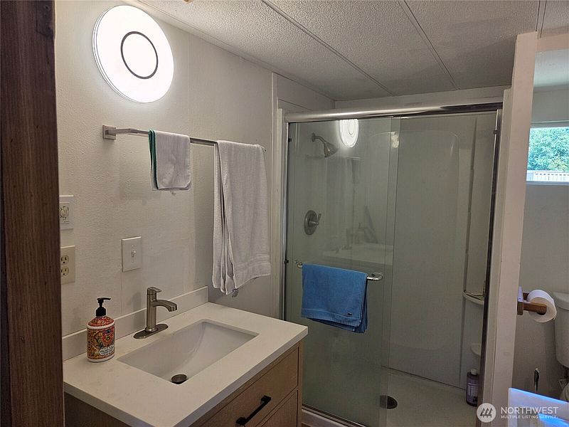 5th image of 108 Savio Road E
