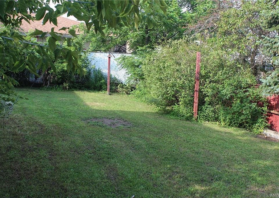2nd image of 311 Pine Ridge Rd