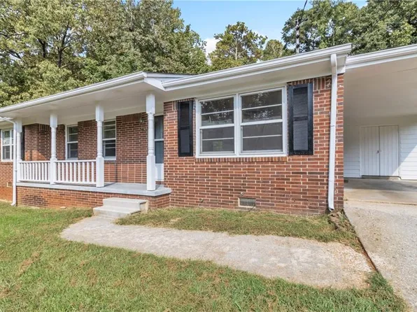 774 Virginia Cir, Forest Park, GA 30297