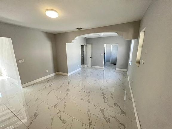 2nd image of 4780 N Miami Ave