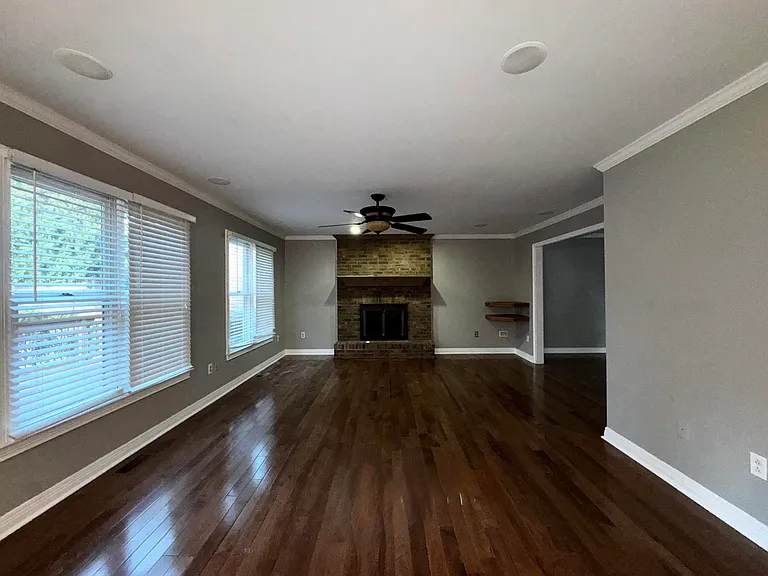 2149 Palomar Trace Dr — Photo 8