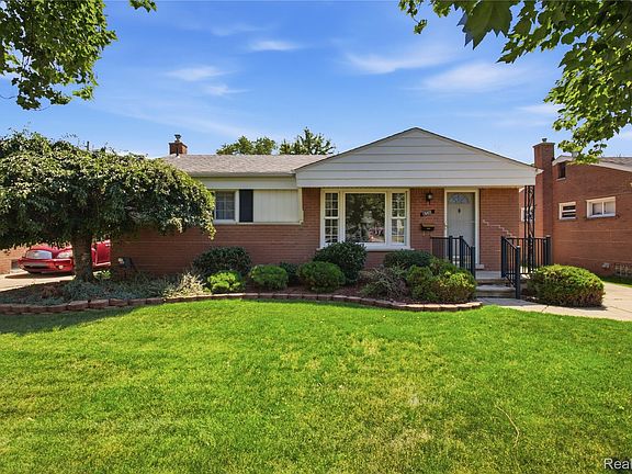 2nd image of 8516 Perrin Ave