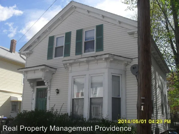 4 Pemberton St, Providence, RI 02908