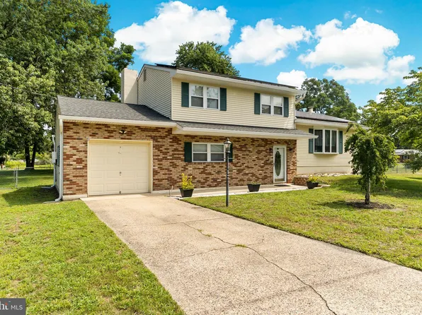 103 Red Feather Trl, Browns Mills, NJ 08015