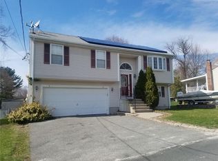 57 Weeks St, Cumberland, RI 02864
