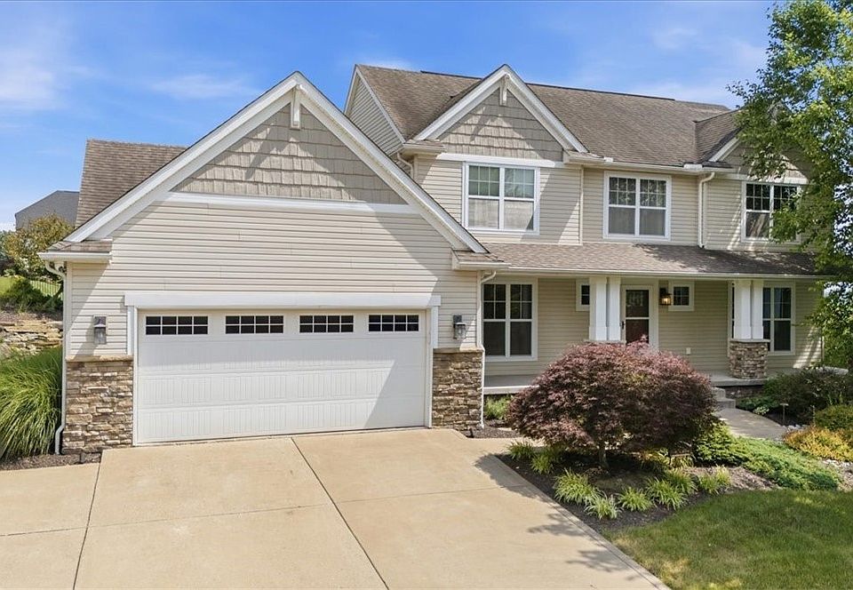 1st image of 168 Ronald Reagan Dr