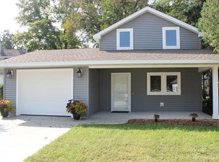 209 5th Ave NW, Waverly, IA 50677