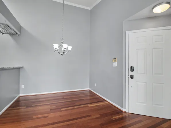 7710 Haynes Point Way Unit K, Alexandria, VA 22315