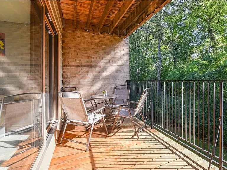 1887 Silver Bell Rd — Photo 3
