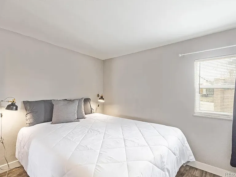 601 Meade St — Photo 5