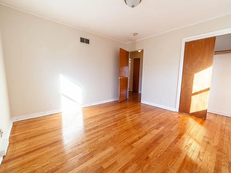 7270 Dartmouth Ave — Photo 6