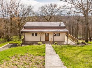 3637 Crestview Dr, Gibsonia, PA 15044