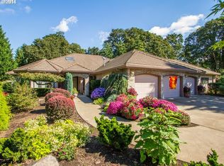 757 NE Rogahn St, Hillsboro, OR 97124