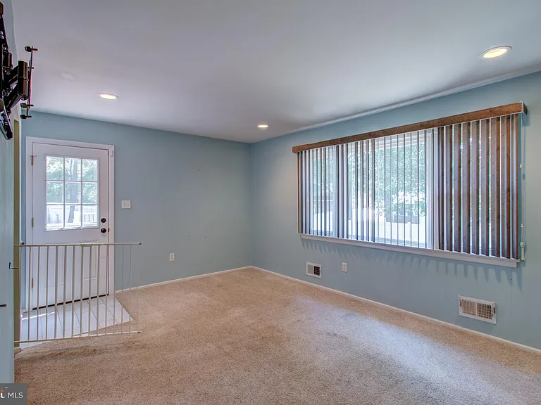 11 Whitemarsh Dr — Photo 24
