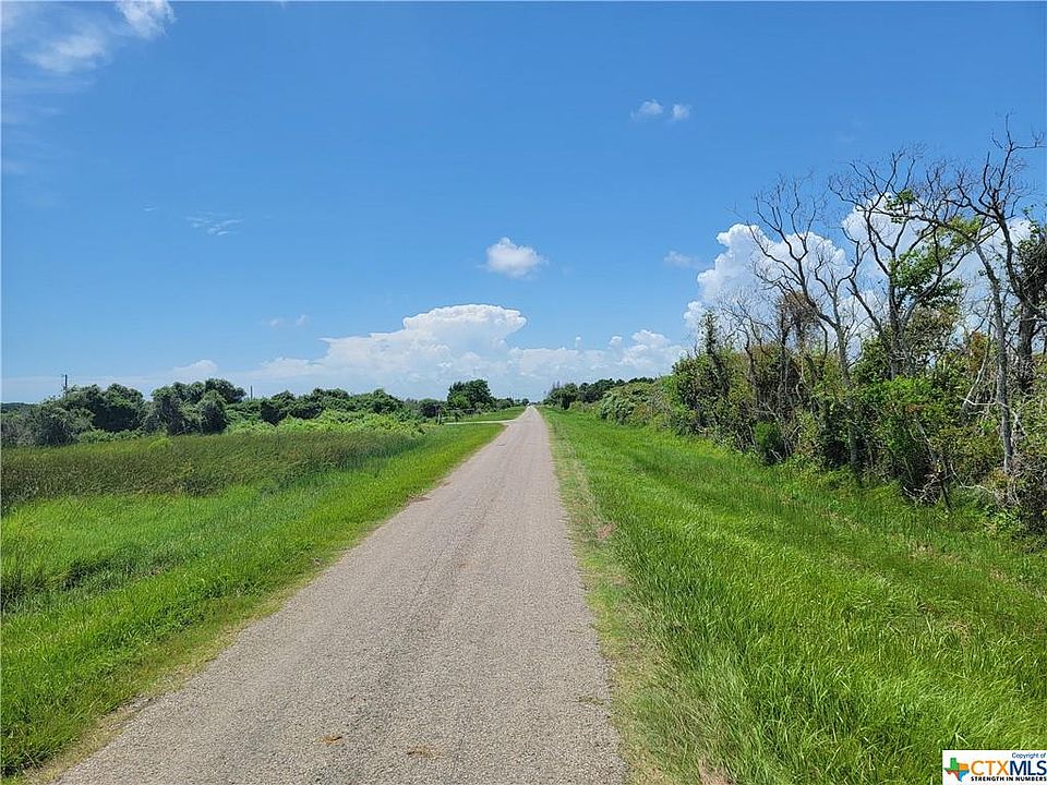 2nd image of 15 Sanders Rd