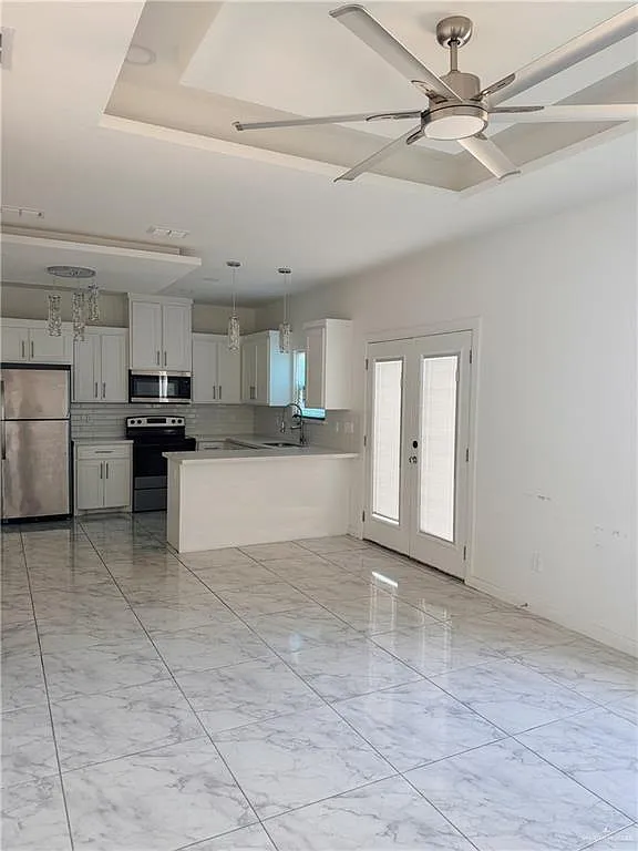 2 bed, 2.0 bath, 1051 sqft, $1,100 — Photo 3