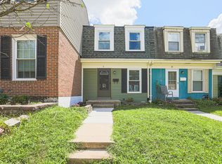 11 Pawleys Ct, Baltimore, MD 21236