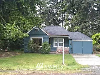 14329 23rd Avenue NE photo 1