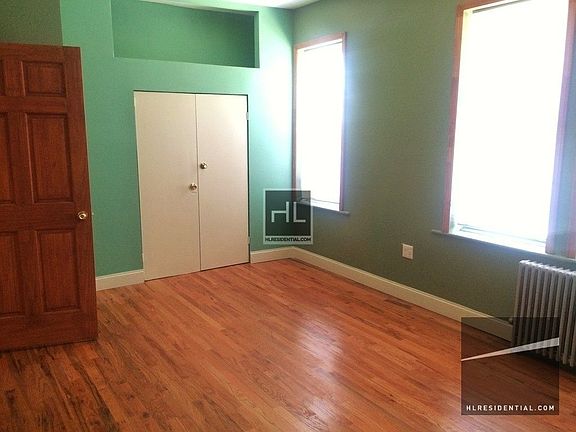 5th image of 498 E New York Ave #2