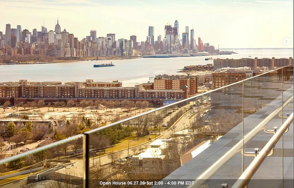 320 Adolphus Ave #Penthouse 11