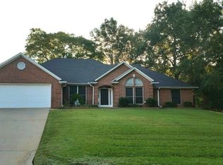 1313 Corey Dr, Whitehouse, TX 75791