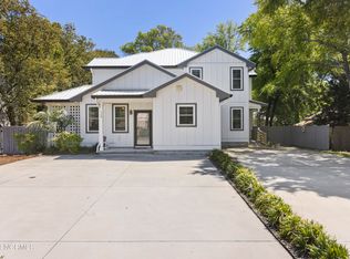 529 Spencer Farlow Dr, Carolina Beach, NC 28428
