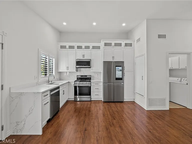 1631 Charterwood Ct — Photo 11
