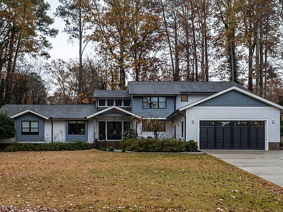 2nd image of 104 Dundee Ct