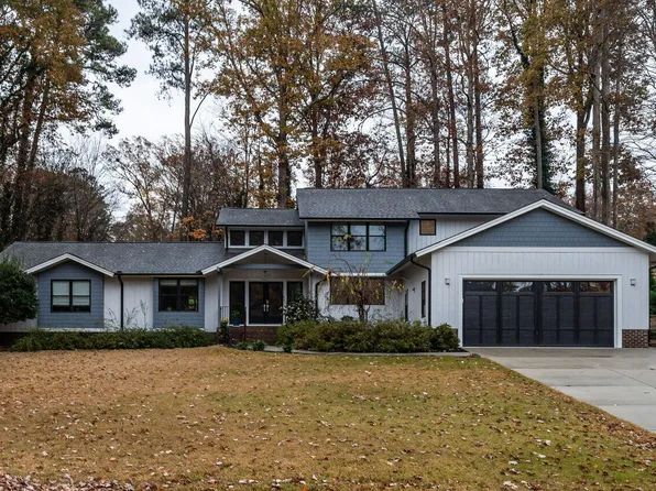 104 Dundee Ct, Cary, NC 27511