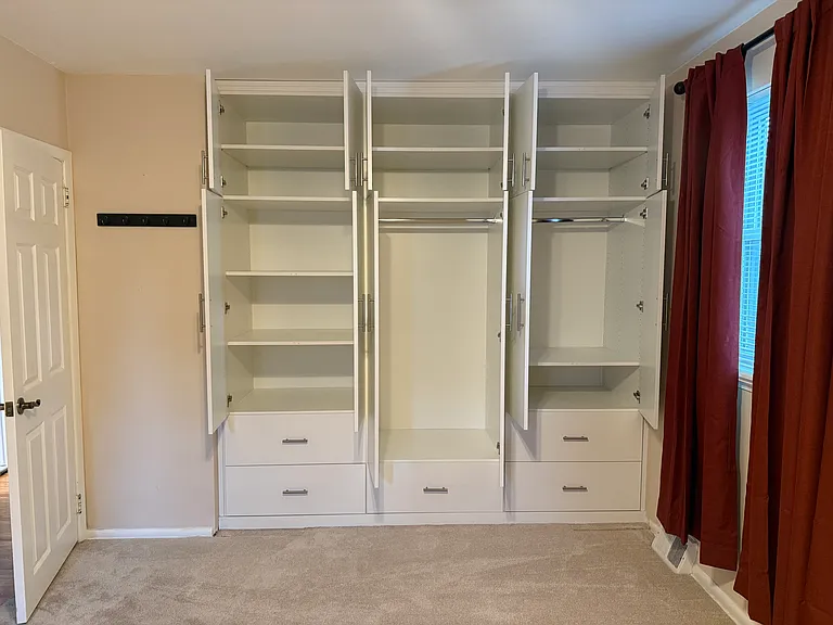 10860 Parlin Ter #1 — Photo 15