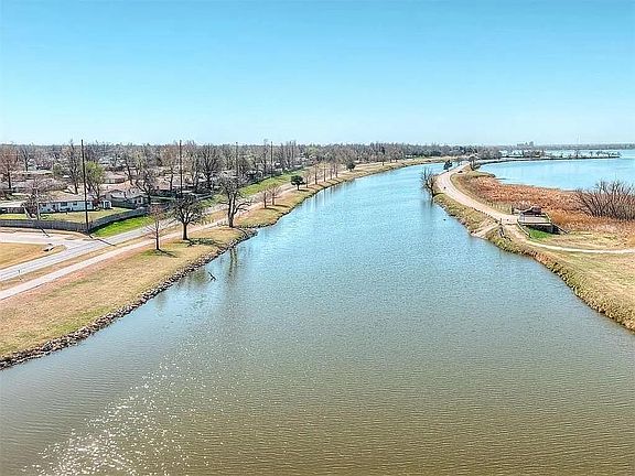 2nd image of E Overholser Dr Lot 2